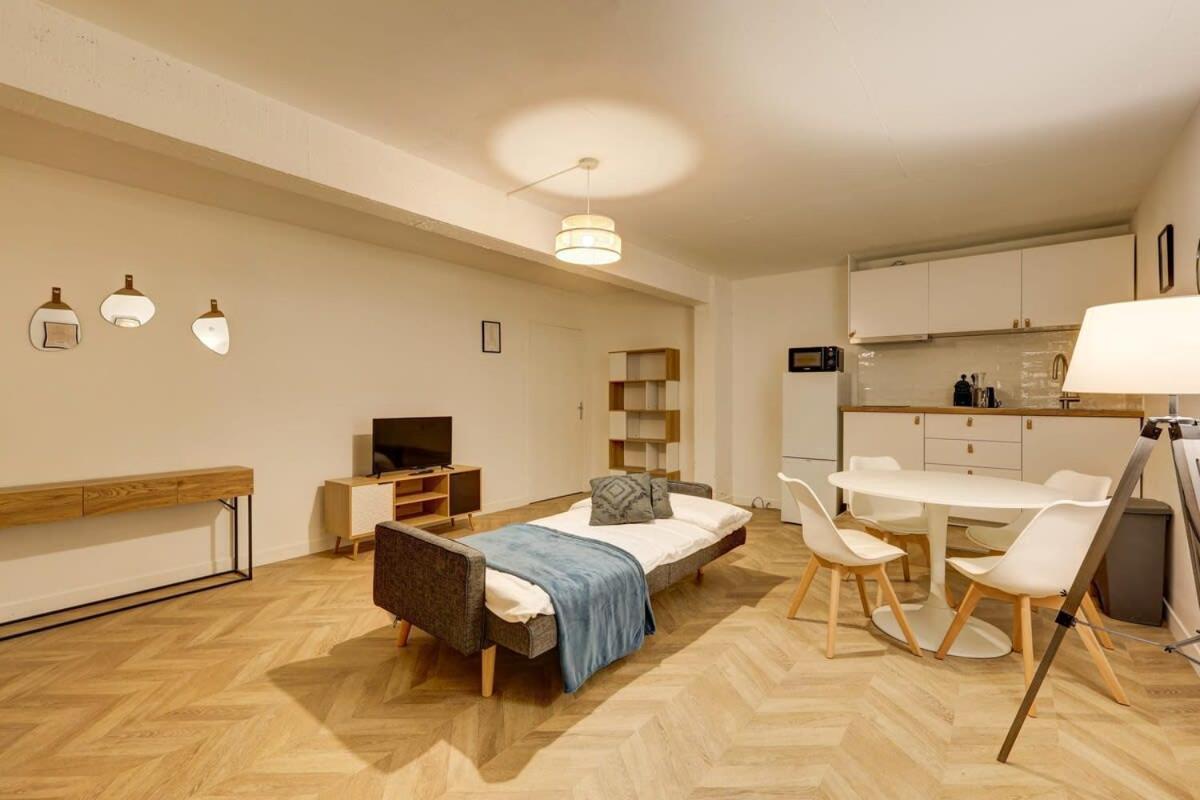 Appartamento Gare Austerlitz Renovated & Comfortable 10 Guests Parigi