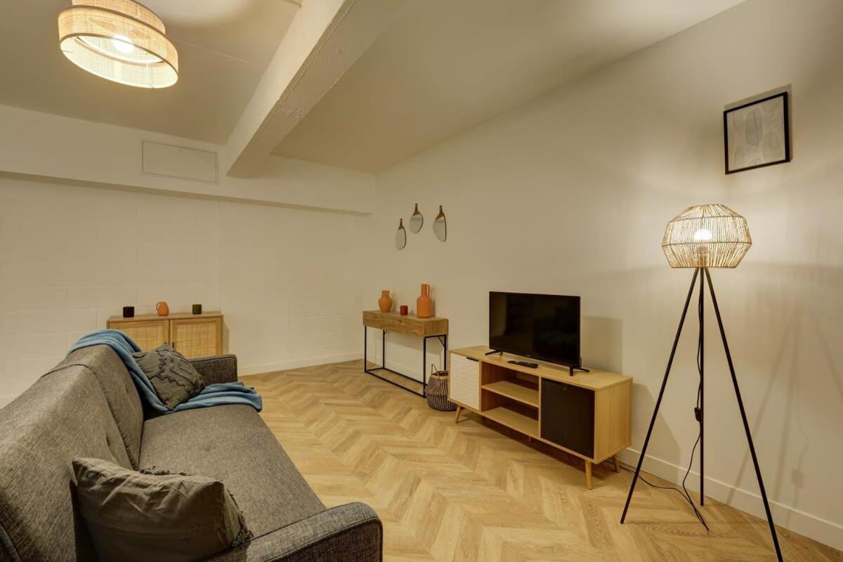 Gare Austerlitz Renovated & Comfortable 10 Guests Appartamento *